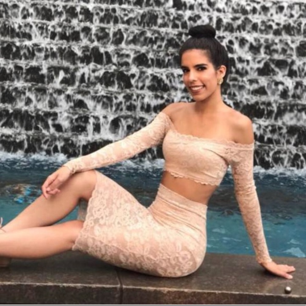 Laze 2 piece skirt set